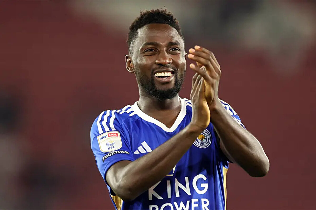 Sky Sport'un haberine göre Beşiktaş, 3 yıllık anlaşma sağladığı Wilfred Ndidi için Leicester City'ye 9.5 milyon euro bonservis ödeyecek.<br>