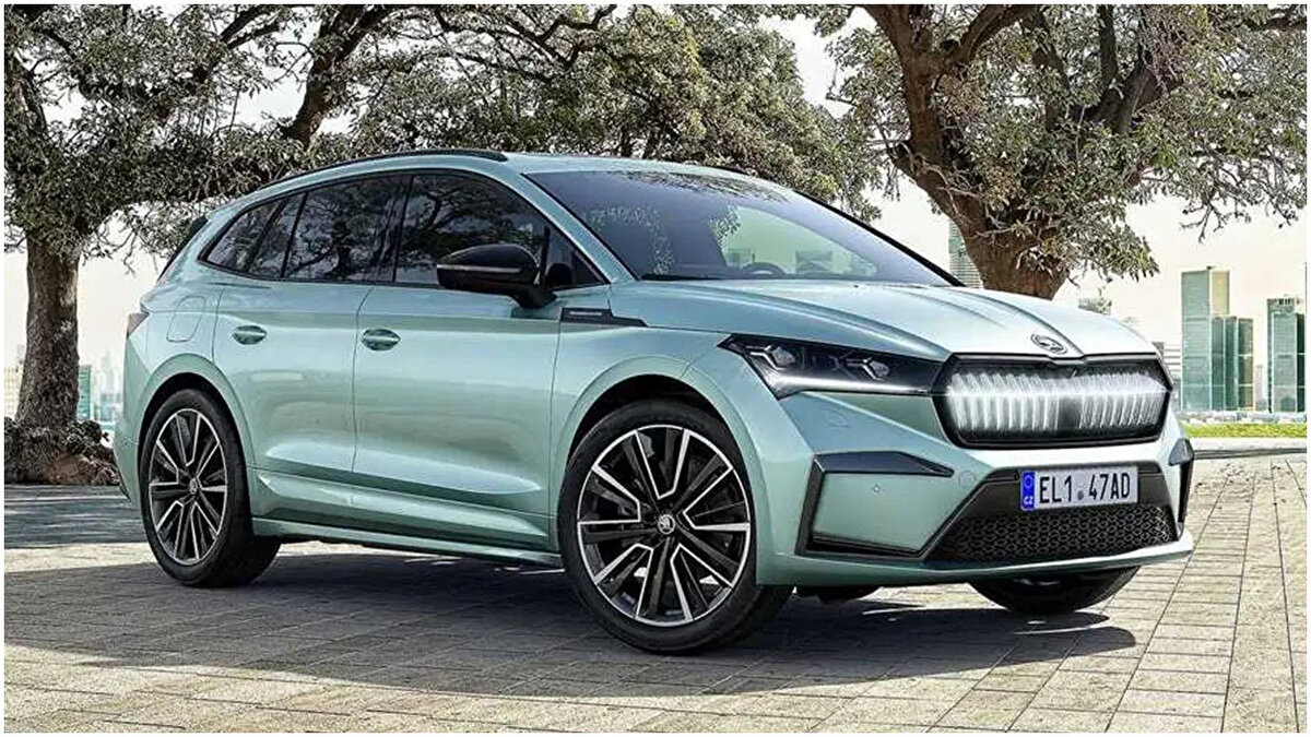 Resmî Gazete’de yayımlanarak yürürlüğe giren yeni ÖTV matrah düzenlemesi, otomobil fiyatlarını doğrudan etkiledi. Skoda, hem içten yanmalı hem de elektrikli modellerinde önemli fiyat avantajları sunmaya başladı. Yüzde 25’ten yüzde 90’a kadar değişen ÖTV oranları sayesinde Skoda modelleri, özellikle araç sahibi olmak isteyen kullanıcılar için cazip hale geldi. İndirim tutarları bazı modellerde 400 bin TL’yi aşarken, tüketiciler için büyük bir fırsat kapısı aralanmış oldu.