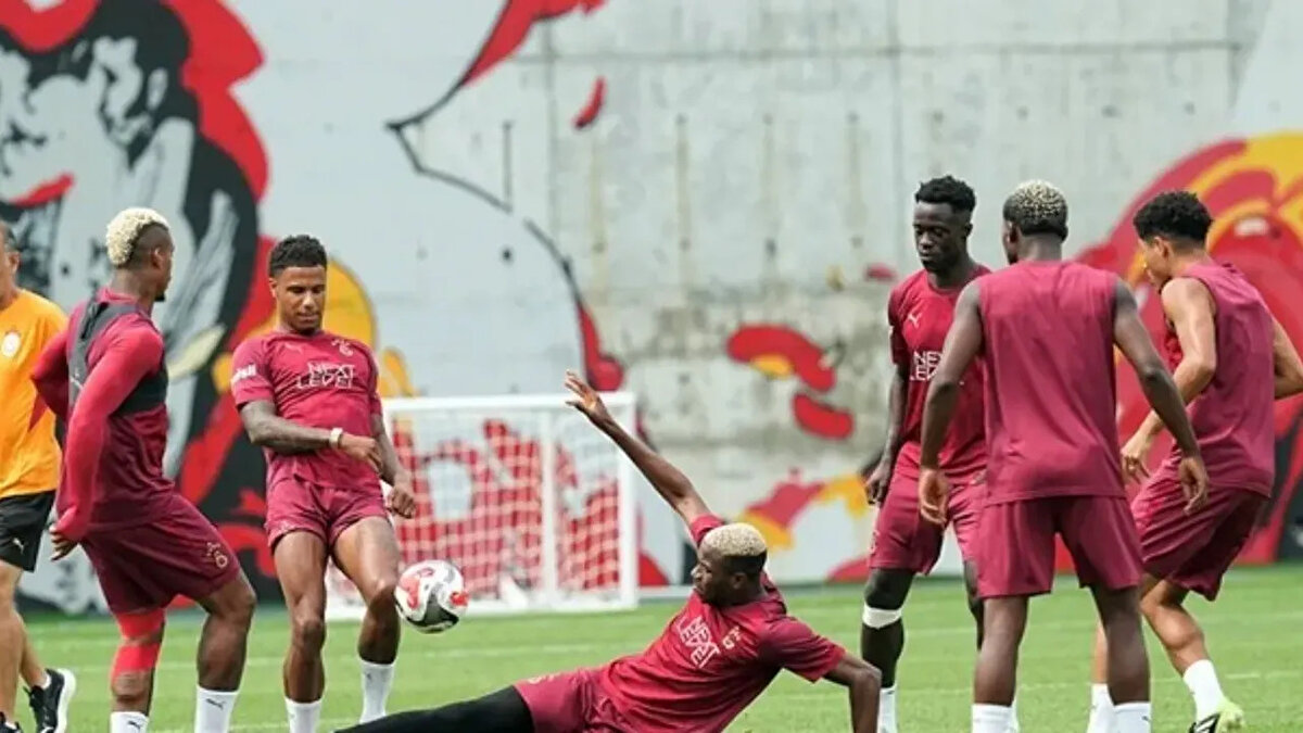 <br><br>SANE İLK RESMİ MAÇINA ÇIKACAK<br><br>Galatasaray'ın yeni transferi Leroy Sane, teknik direktör Okan Buruk'un görev vermesi durumunda ilk kez bir resmi maçta sarı-kırmızılı formayı terletecek.<br>