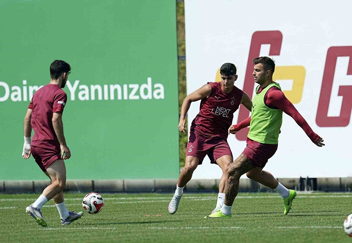 Gaziantep Stadı'nda yapılacak maç, saat 21.30'da başlayacak ve beIN Sports 1'den canlı yayınlanacak. Mücadelede hakem Ali Şansalan düdük çalacak.