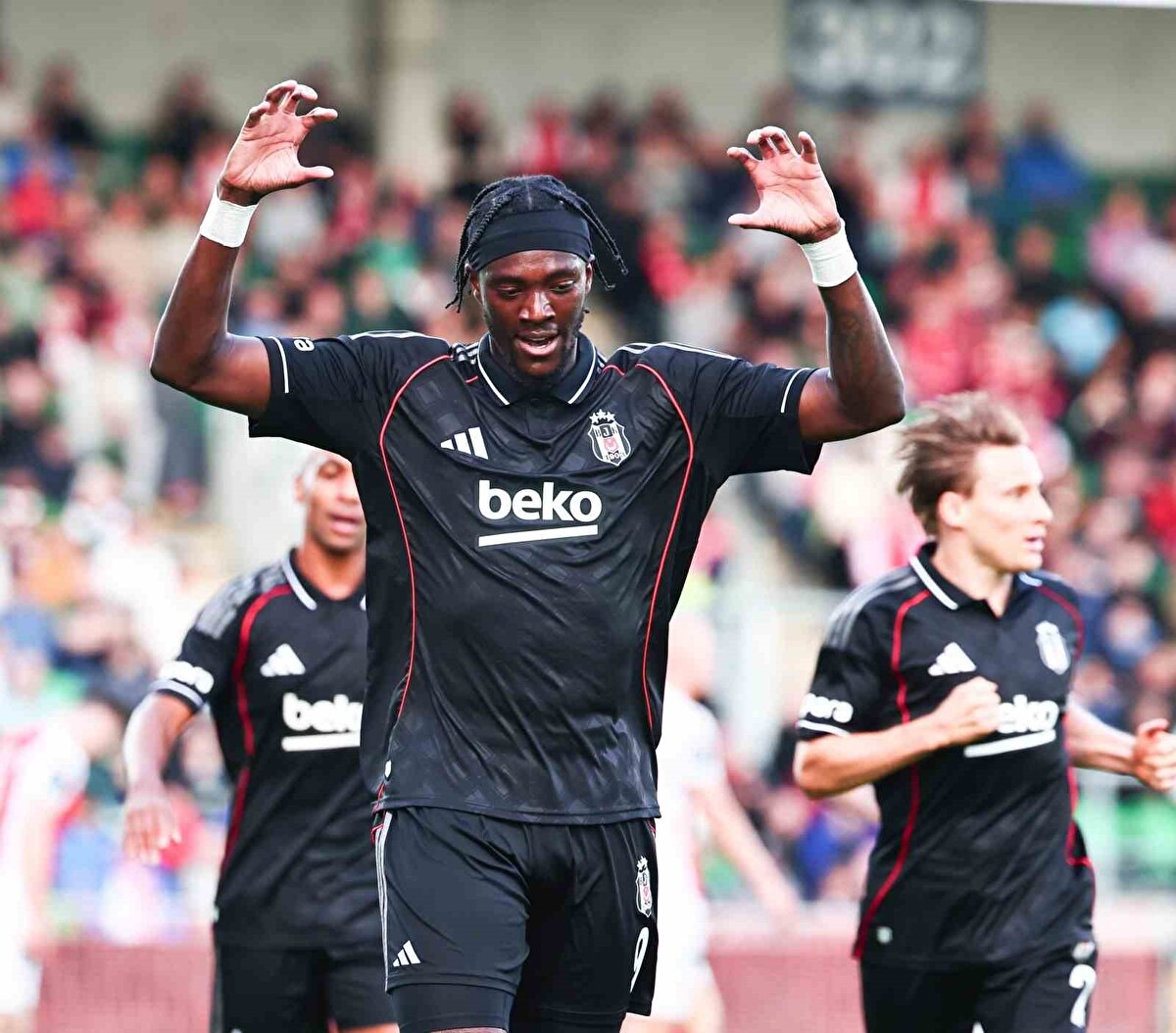 <br><br>Beşiktaş, UEFA Konferans Ligi 3. ön eleme turunda deplasmanda St. Patrick's ile karşılaştı.<br>