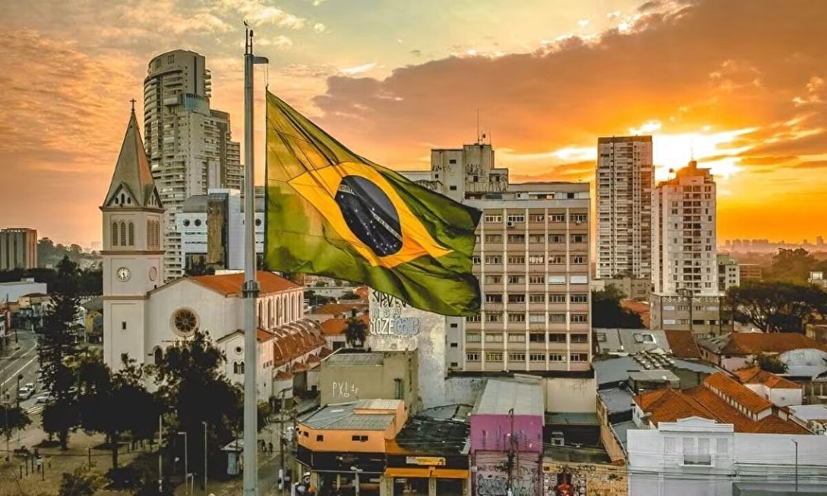 10)  BREZİLYA<br><br>1,7 trilyon dolar