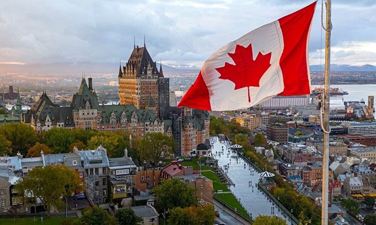 9)  KANADA<br><br>2,3 trilyon dolar