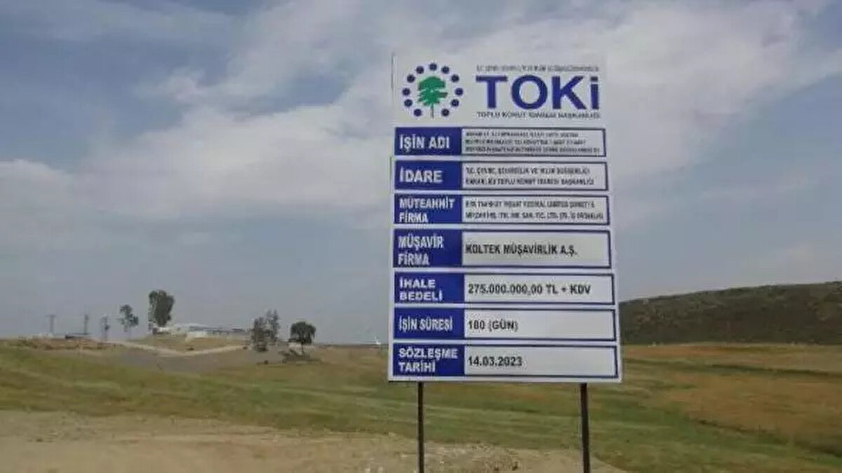 TOKİ 250 Bin Sosyal Konut Başvuru E-Devlet Ekranı Açıldı mı?<br><br>Henüz TOKİ başvurusu e-Devlet ekranı erişime açılmadı. Başvuru takvimi ve şartlar, Bakanlık ve TOKİ tarafından yapılacak resmi açıklamaların ardından duyurulacak. Başvuruların e-Devlet üzerinden yapılması planlanıyor.