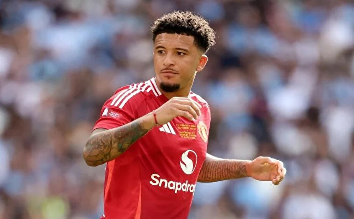 Siyah-beyazlılar kadrosunu Jadon Sancho ile güçlendirmek için yoğun mesai harcıyor.<br>