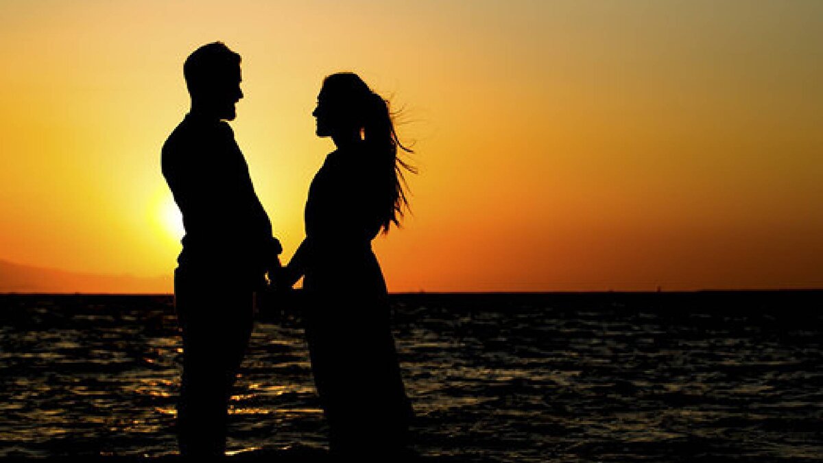 Düğün sonrası yorgunluğu atmak ve birlikte geçirecekleri ilk tatili unutulmaz kılmak isteyen çiftler, Türkiye’nin en gözde balayı rotalarına yöneliyor. Masmavi koylardan tarihi atmosferlere, doğayla iç içe sakin adreslerden lüks konaklama seçeneklerine kadar uzanan bu şehirler, her çiftin hayaline hitap ediyor.