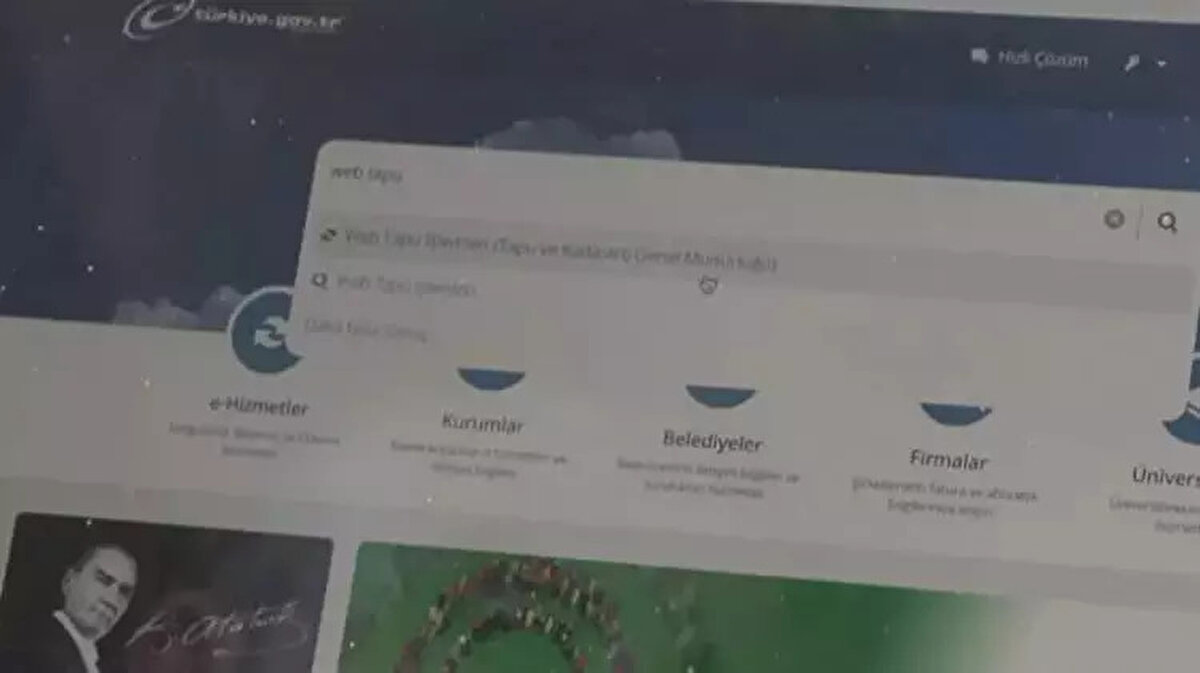 TAPU İŞLEMLERİNDE E-İMZA NEDİR, NEDEN KULLANILIR?<br><br>Tapu işlemlerinde e-imza, elektronik ortamda gerçekleştirilen işlem ve sözleşmelerde, dijital ortamda kimlik doğrulaması yapmak için kullanılan elektronik bir imza türü olarak bilinir.