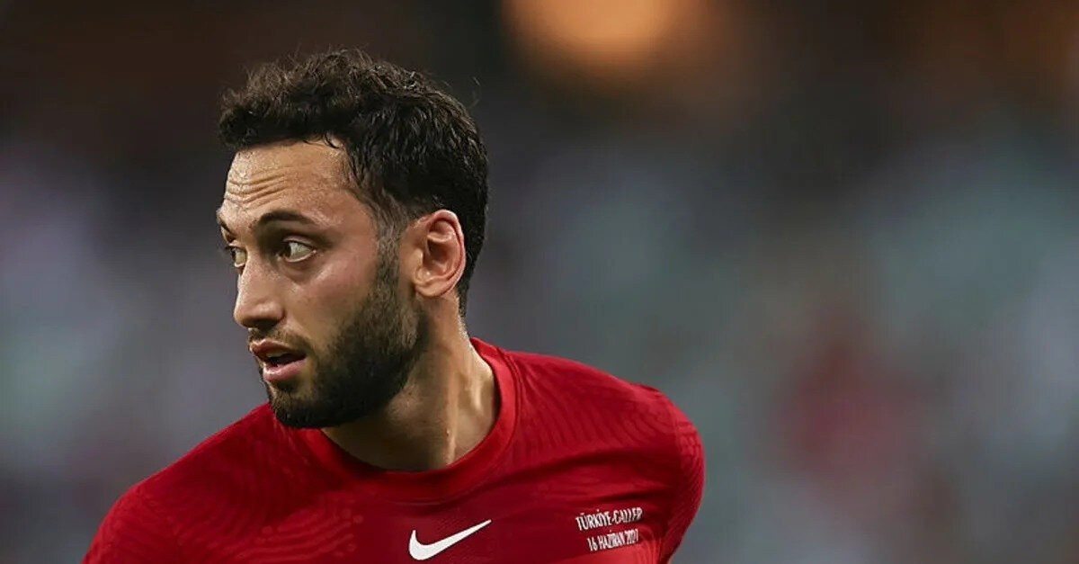 Hakan'dan bu konuya ilişkin flaş bir açıklama geldi.