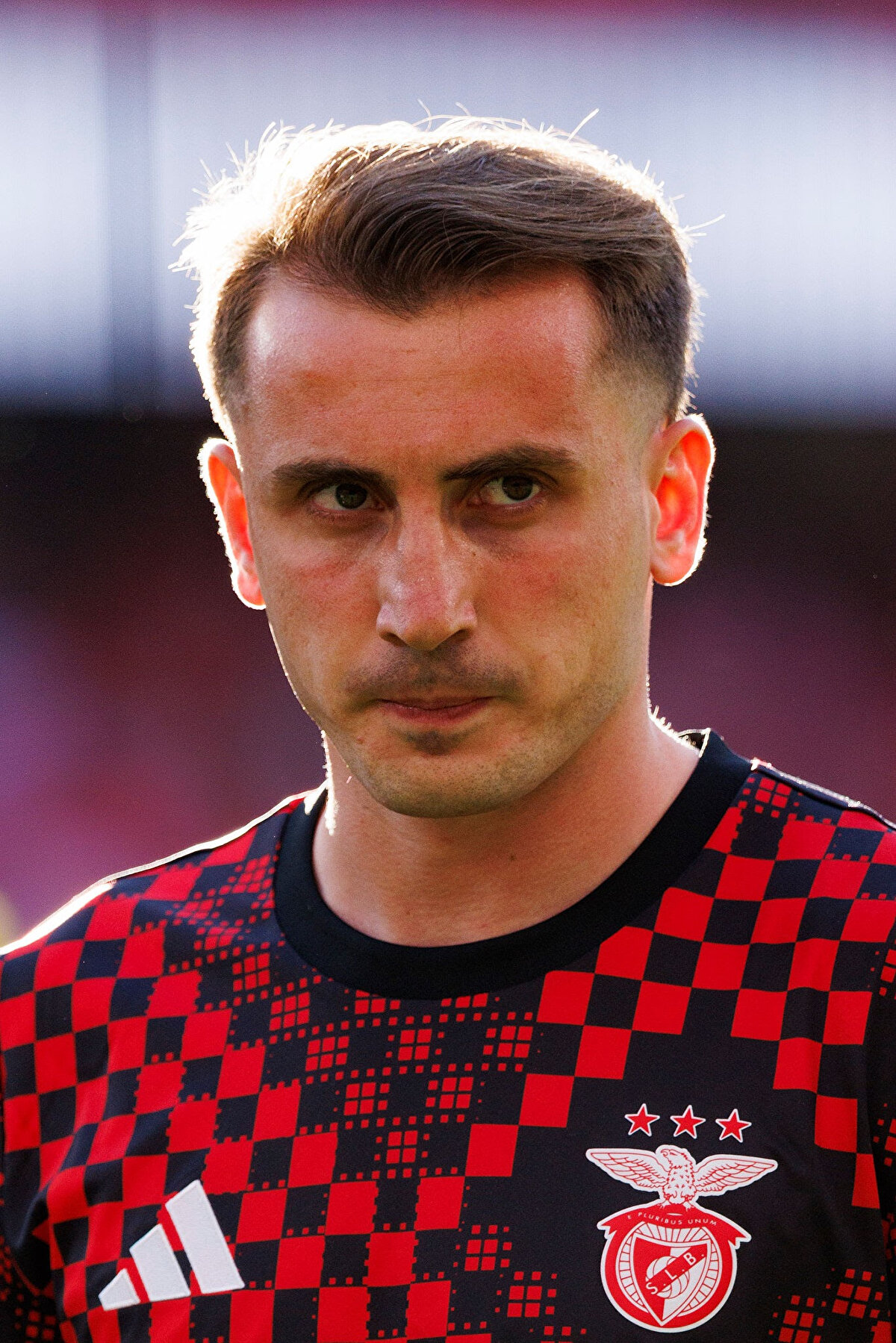 Ali Koç, Rui Costa ve Benfica Sportif Direktörü Mario Branco'dan kolaylık göstermelerini istedi.<br><br>