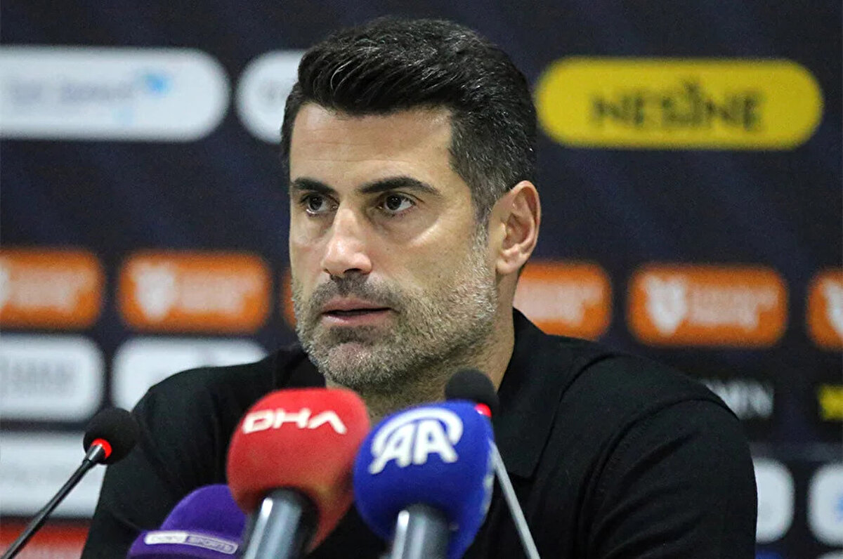 Volkan Demirel'in bu sözlerine moderatör Ersin Düzen "Kabullenmemeli mi?" sorusunu yöneltince genç teknik adam, “Onun için bir şey diyemem anlatabildim mi? Yoksa Tümer ağabey de gitti geldi, başka arkadaşlarımız da geldi gittiler, başka takımlardan da geldiler ama Fenerbahçe taraftarı Kerem'i kabullenir mi orası soru işareti. Kerem'e saygı duyuyorum, çok da iyi oyuncu olduğunu söylüyorum” diyerek sözlerini noktaladı.<br>