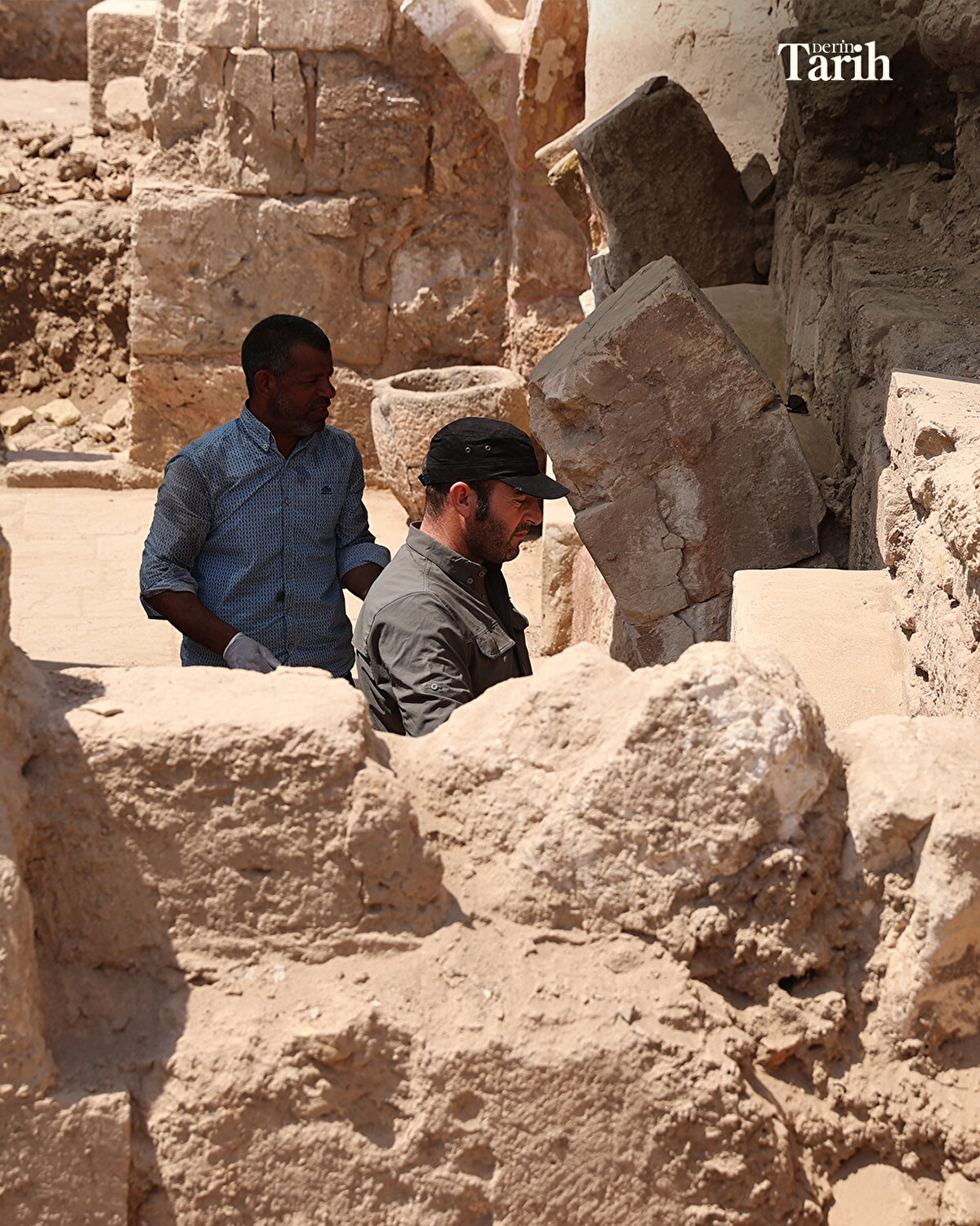 Ekip, özellikle 8. yüzyıldan kalma Harran Ulu Cami ve ona bağlı medrese yapısında çalışıyor. Kazılar, hem arkeolojik buluntuları ortaya çıkarmayı hem de mevcut yapıların restorasyonunu hedefliyor.