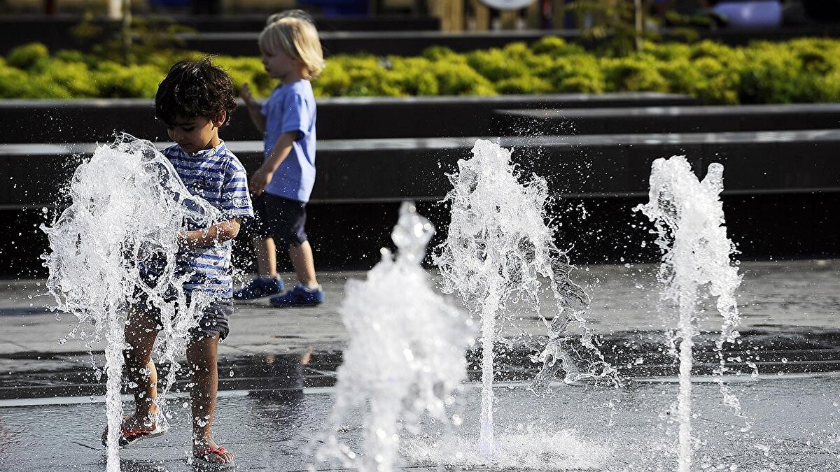 Ankara: 34°C<br><br>Konya: 33°C<br><br>Sinop: 33°C<br><br>Samsun: 32°C