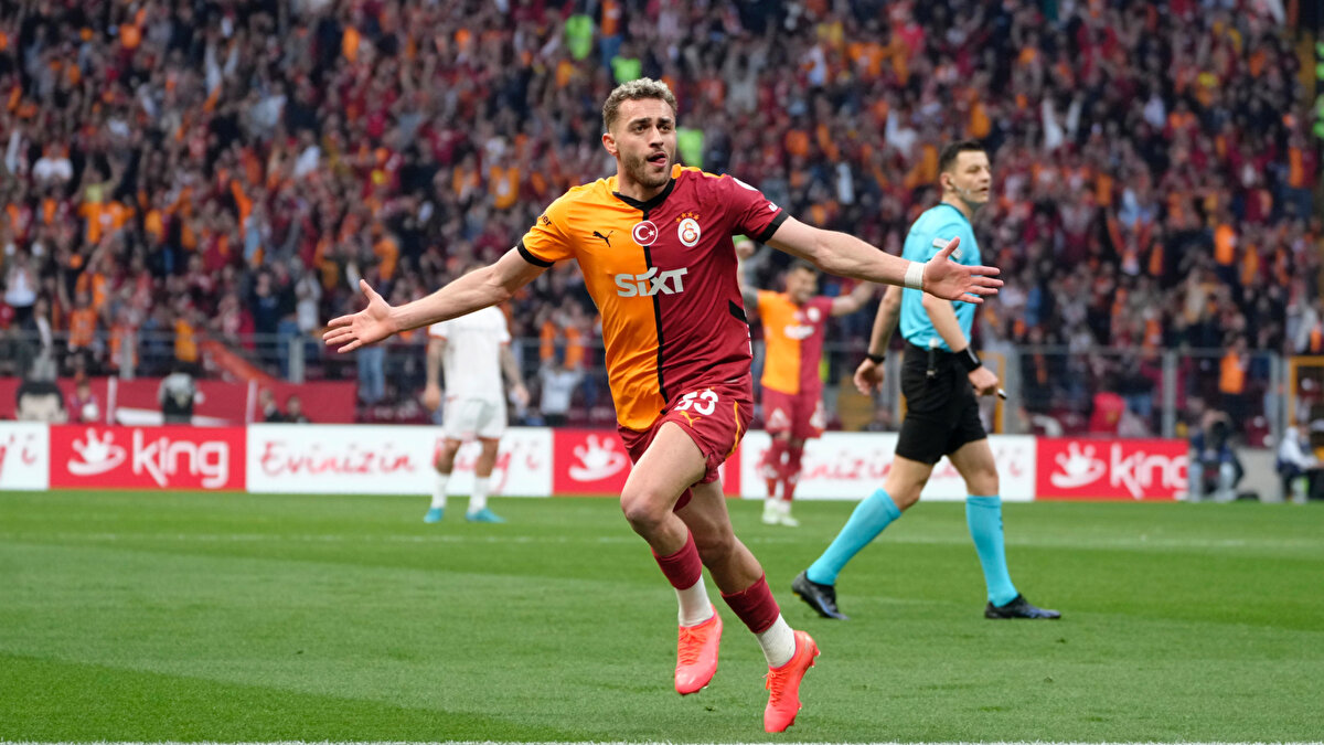 Buna göre hareket eden Galatasaray yönetimi, Barış Alper Yılmaz'ın alternatifini belirledi. Sarı kırmızılılar önceliği Bayern Münihli Kingsley Coman'a verse de Fransız oyuncu Al-Nassr'a transfer olacağı öğrenildi.<br>