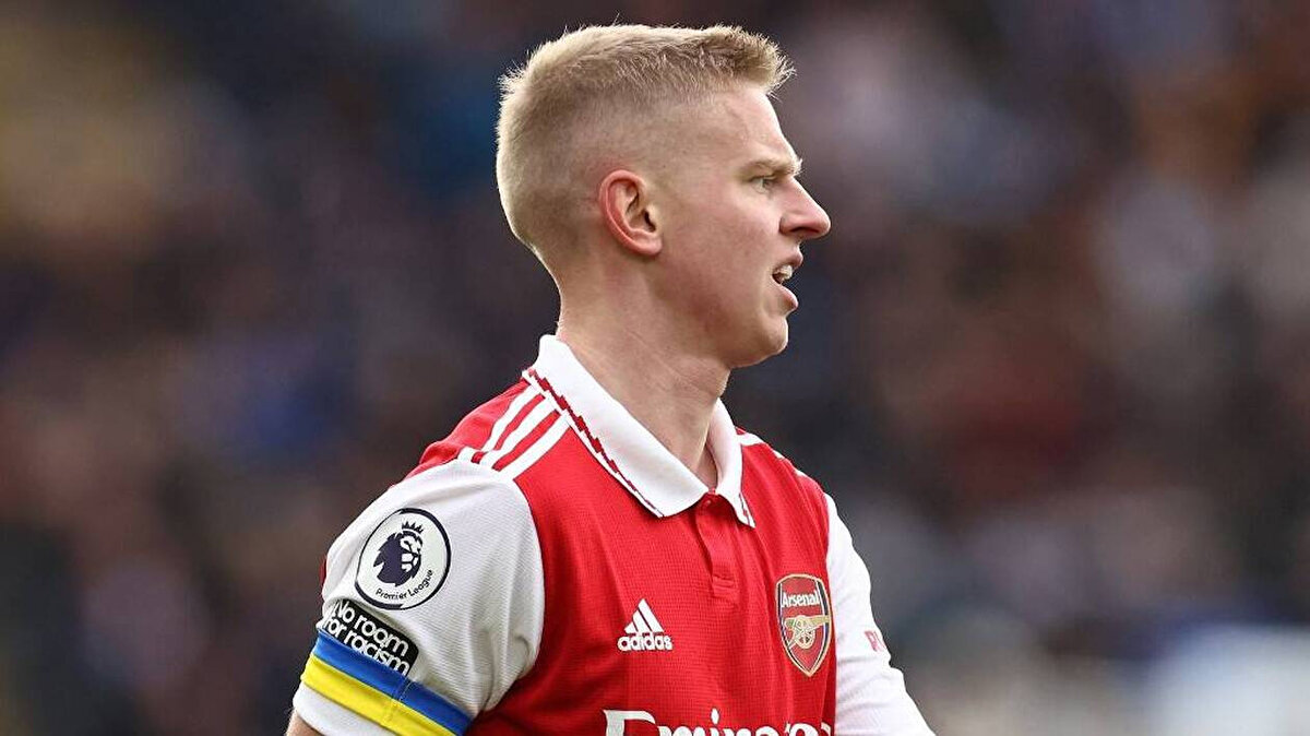 TRT Spor'un haberine göre sarı-lacivertliler, Oleksandr Zinchenko'ya talip oldu.<br>