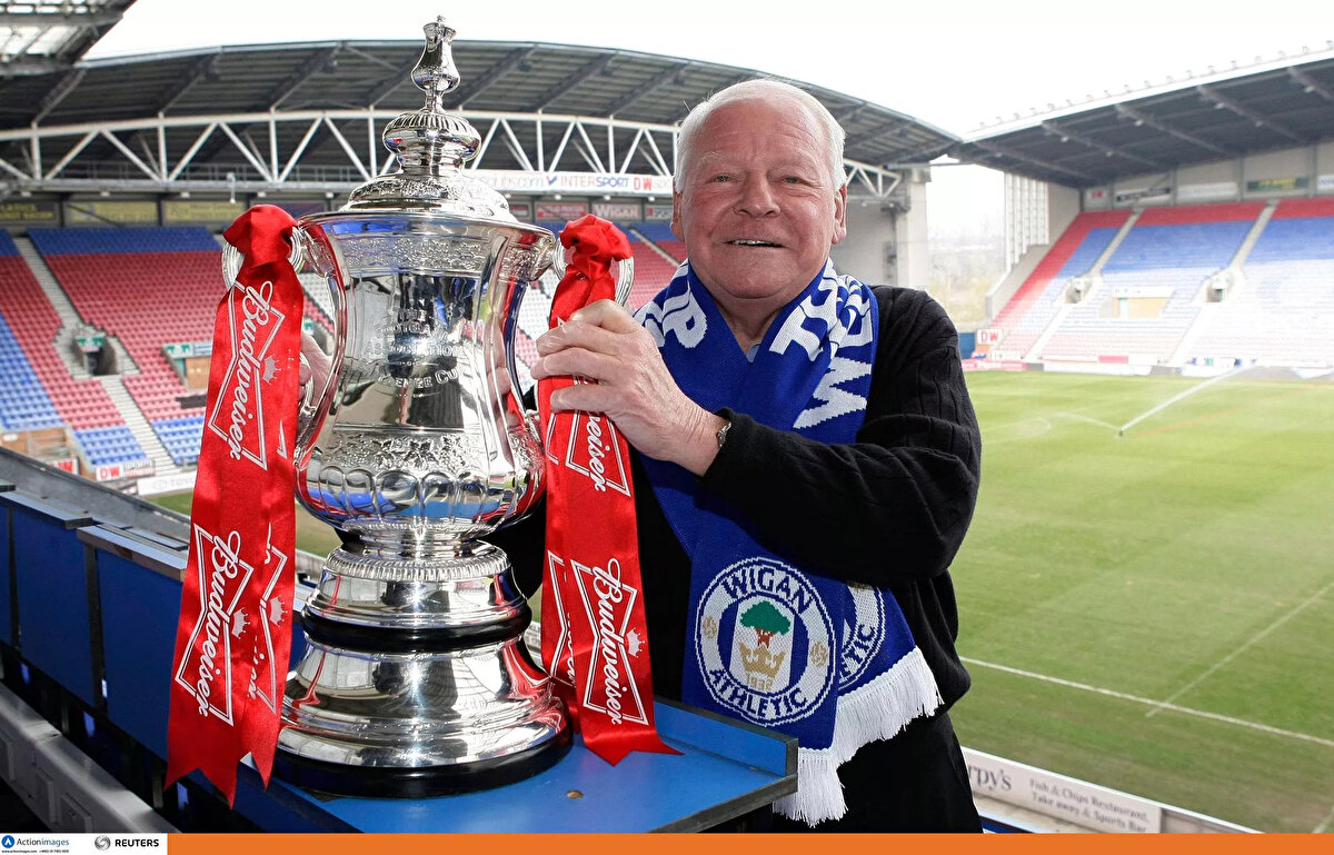<br><br>5)  DAVE WHELAN  |  Eski futbolcu<br><br><br><br>210 MİLYON DOLAR<br>