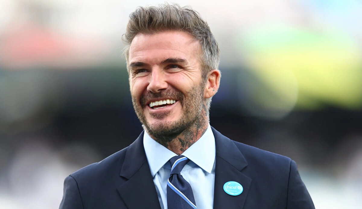 <br><br>4)  DAVID BECKHAM  |  Emekli<br><br><br><br>450 MİLYON DOLAR<br>