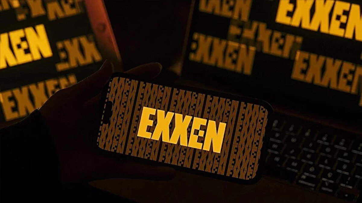 UEFA Şampiyonlar Ligi heyecanı tüm hızıyla devam ediyor. Temsilcimiz Fenerbahçe, Hollanda ekibi Feyenoord ile kritik bir rövanş mücadelesine çıkacak. Karşılaşma EXXEN üzerinden canlı yayınlanacak. Ancak birçok futbolseverin gündeminde “EXXEN deneme üyeliği ile maç izlenir mi?” ve “EXXEN 1 TL deneme ücreti ile hangi maçlar izlenir?” soruları var. Platformun sunduğu kampanya ve paket seçenekleri, bu soruların yanıtında belirleyici oluyor.