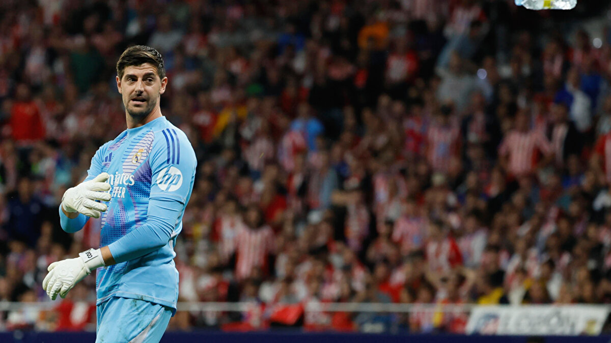 Bu durumun ardından sarı kırmızılı taraftarlar; Courtois'nın sözlerini paylaşırken, transfer için ihtimal olup olmadığı sorgulanmaya başlandı.<br>