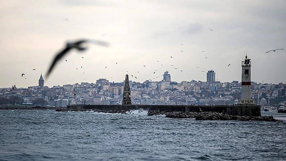 6- İstanbul – Nüfus: 15.907.951 | Mutsuzluk oranı: %9,12<br>