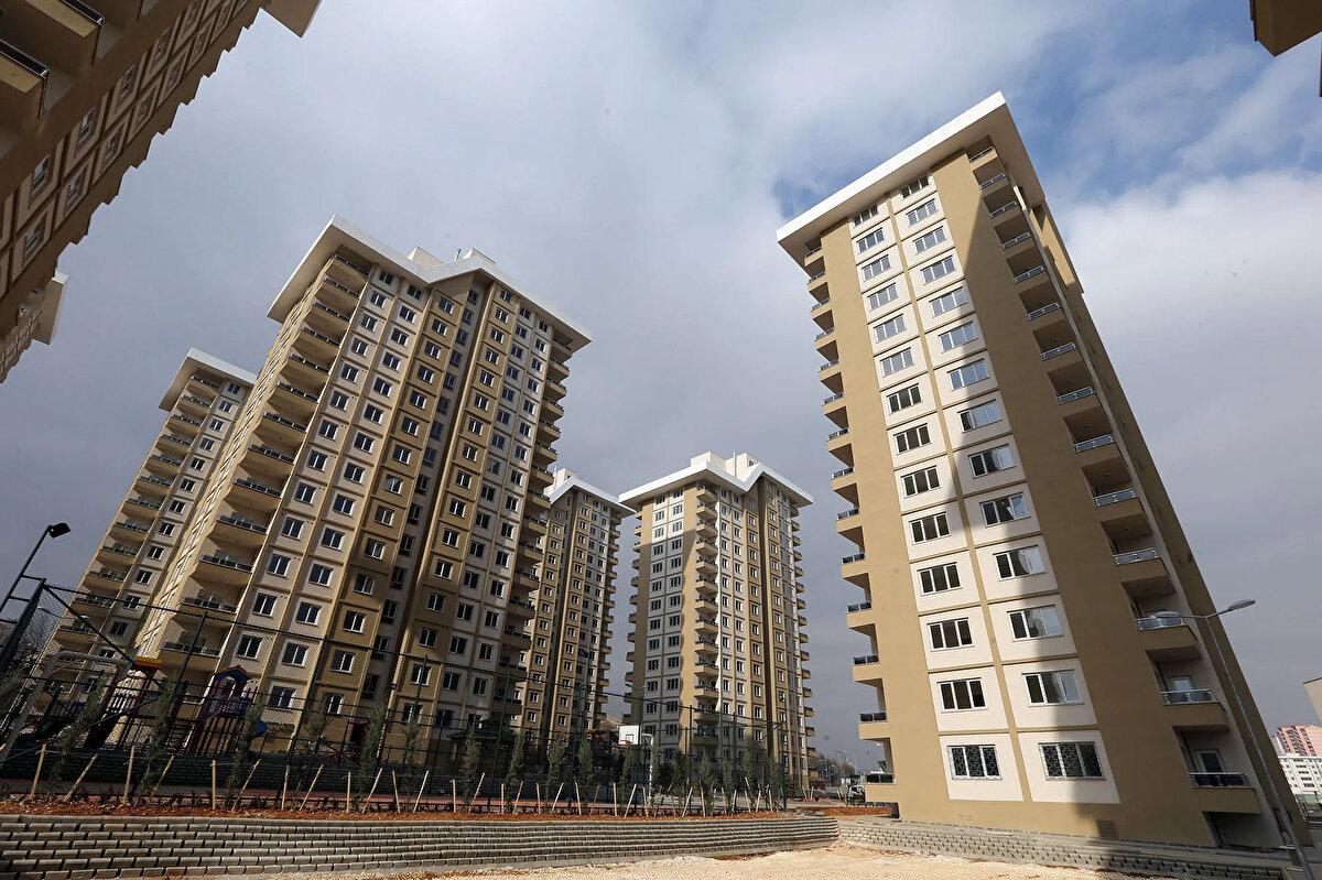 <br><br>1-Antalya: 44 bin 813 adet (%5,37)<br><br>2-Mersin: 29 bin 519 adet (%3,54)<br><br> <br>