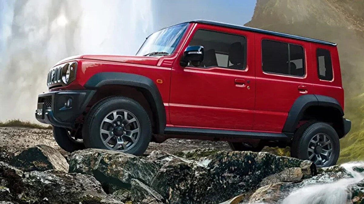 <br><br>Drive.com.au’ya açıklamada bulunan Suzuki Avustralya Genel Müdürü Michael Pachota, “Çözüm sürecinin zamanlamasıyla ilgili belirsizlik ve geçmişte yaşanan benzer durumlar göz önüne alındığında, bayilerin mevcut Jimny XL siparişlerini iptal etmeleri ve uygun durumlarda müşteri depozitolarını iade etmeleri en doğru yaklaşım,” dedi. Pachota ayrıca bunun “şeffaf ve müşteri odaklı” bir adım olduğunu da ifade etti.<br>