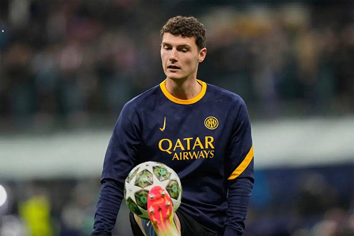 <br>La Gazetta della Sport'ta yer alan habere göre Inter, 15-20 milyon euro arasında bir bonservis bedeli karşılığında transfere onay verebilir.