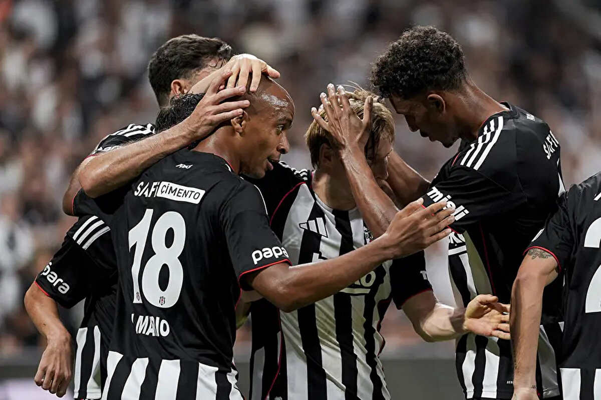 Beşiktaş, UEFA Konferans Ligi 3. eleme turu rövanş maçında konuk ettiği İrlanda’nın St. Patrick's takımını 3-2 yendi. St. Patrick's - Beşiktaş maçı İrlanda basınında geniş yer buldu. İşte müsabakayla ilgili yorumlar...<br>