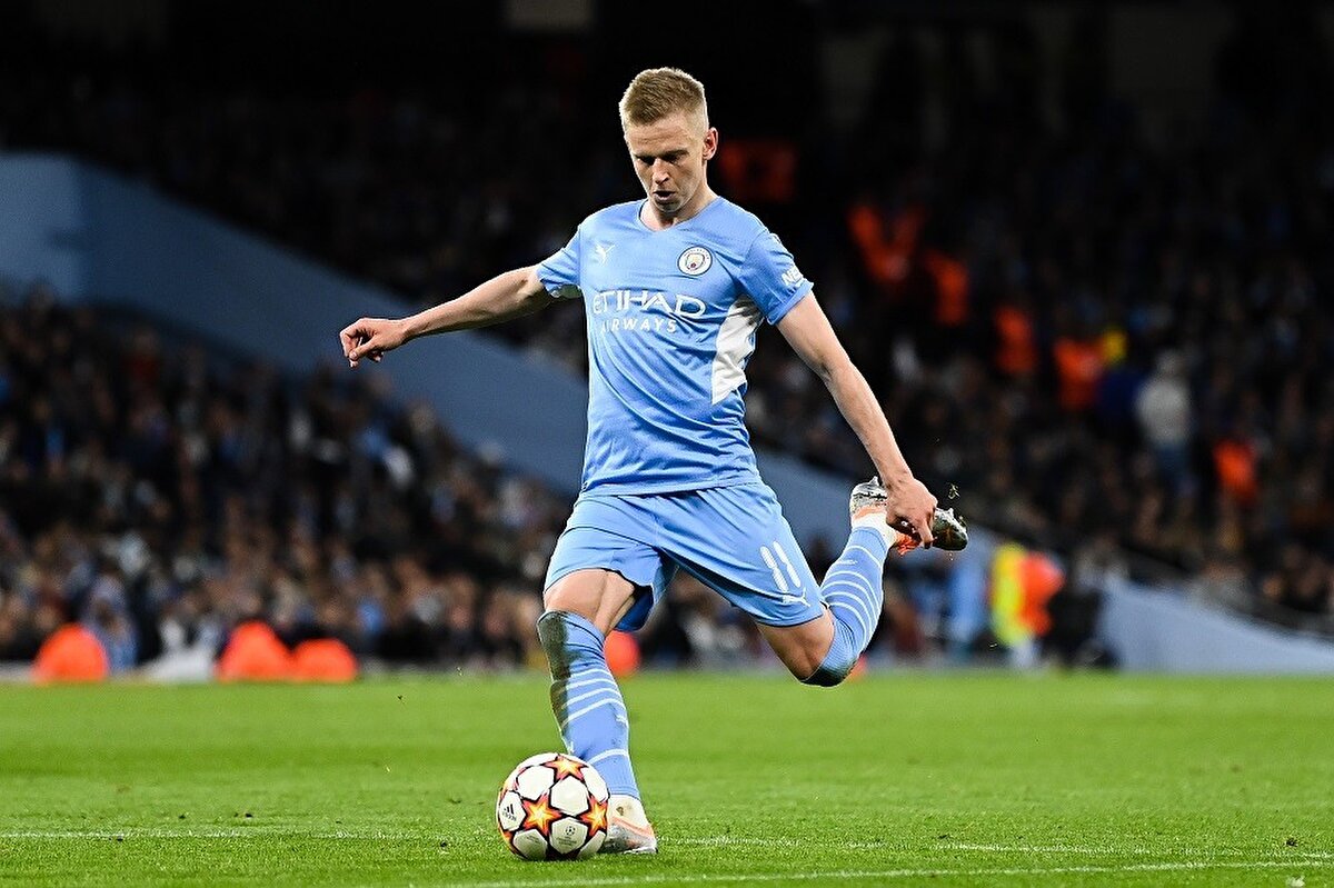 Geride kalan sezonda takımıyla 23 maça çıkan Zinchenko, bu maçlarda 1, gol atıp 1 de asist yaptı.