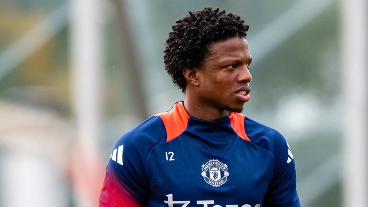 Manchester United ile 1 yıl daha sözleşmesi bulunan Malacia, geçen sezon 21 maça çıktı ve skor katkısı veremedi.<br><br>