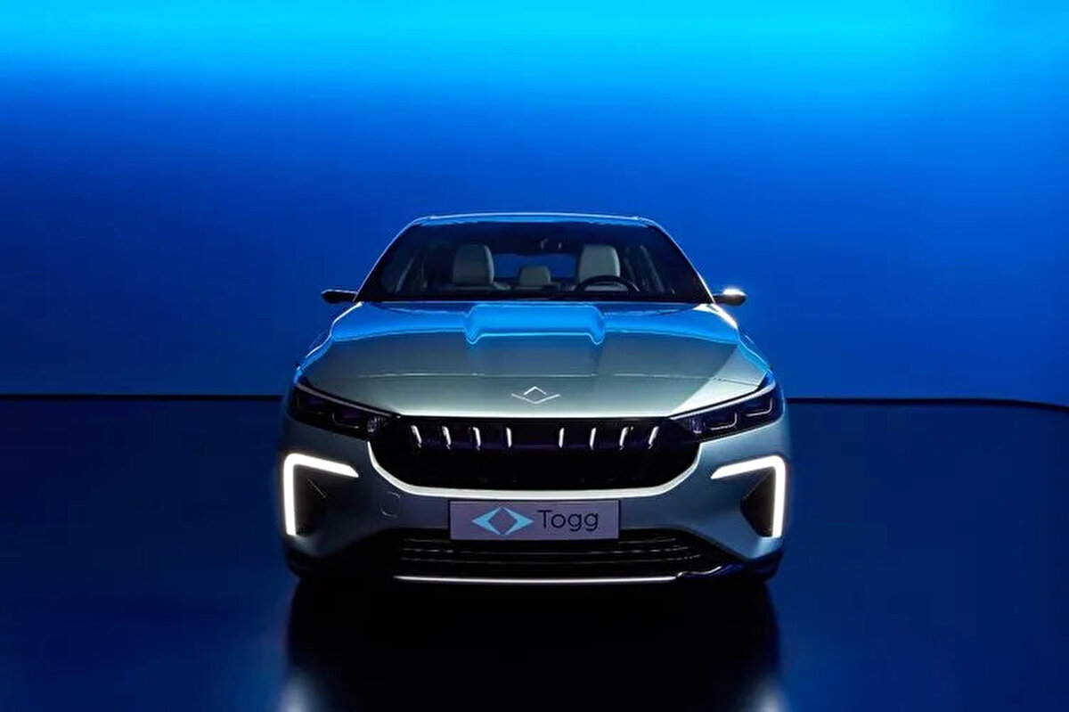 Elektrikli otomobil piyasasında Türkiye’nin en çok satan markası Togg, yeni sedan modeli T10F’i piyasaya sürmeye hazırlanıyor. 