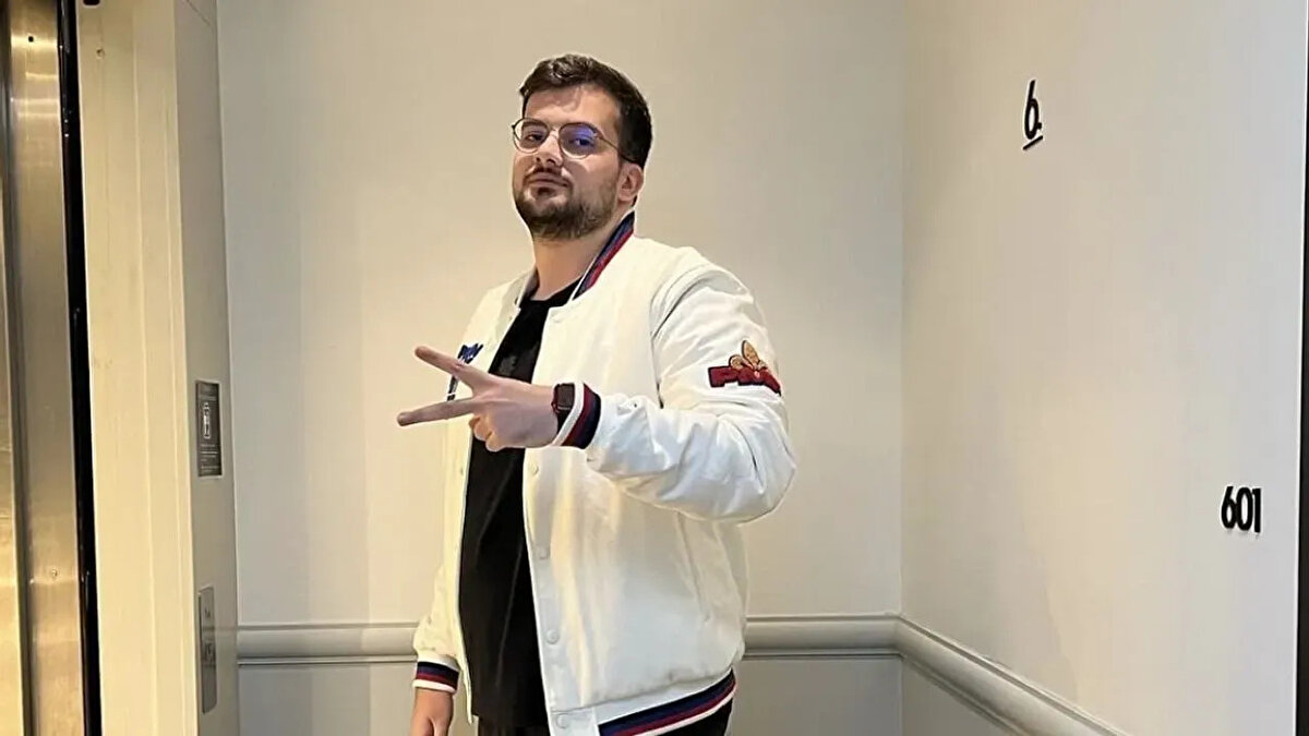 YouTube, Twitch ve Kick gibi platformlarda yaptığı canlı yayınlar ve içeriklerle tanınan 26 yaşındaki yayıncı Oğuzhan Dalgakıran hayatını kaybetti.