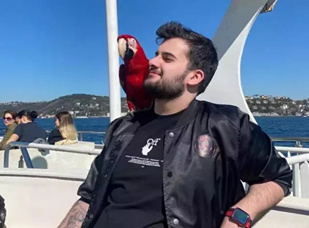 Bu gelişmeler üzerine sosyal medyada binlerce kişi, yayıncı için endişelerini ve iyi dileklerini paylaştı.