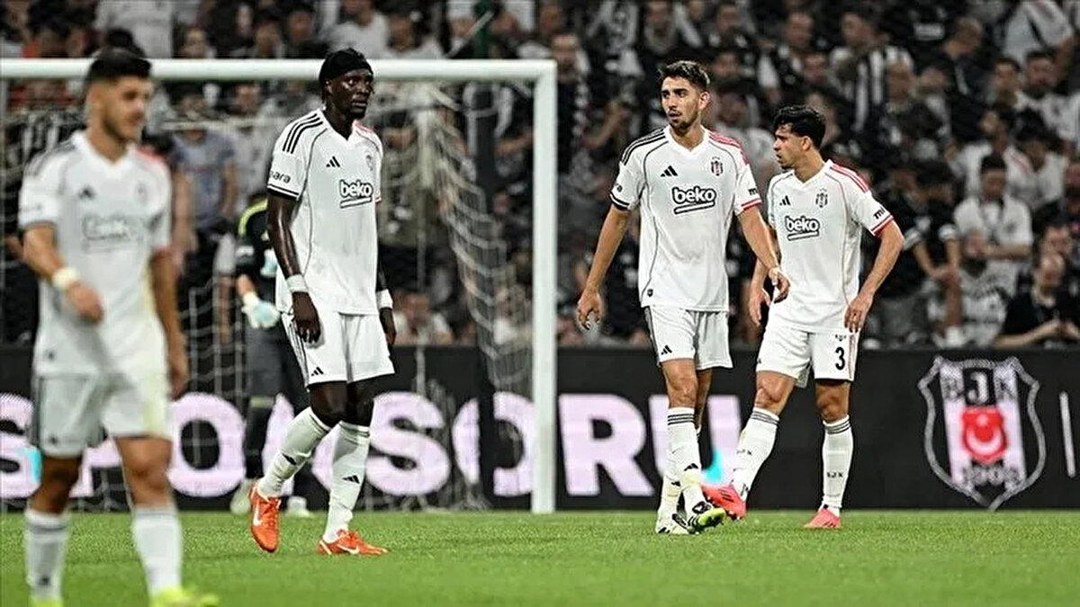 3. ön eleme turunda rakiplerini geride bırakan Beşiktaş, bu kez Lausanne Sport ile eşleşti. İlk maçı deplasmanda oynayacak olan siyah beyazlı ekip, Avrupa'da tur için avantaj arayacak. Kara Kartal, UEFA Konferans Ligi'nde adını bir üst tura yazdırmak için sahada olacak. Peki; Lausanne Sport - Beşiktaş maçı hangi gün oynanacak, şifresiz mi ve hangi kanalda canlı yayınlanacak?