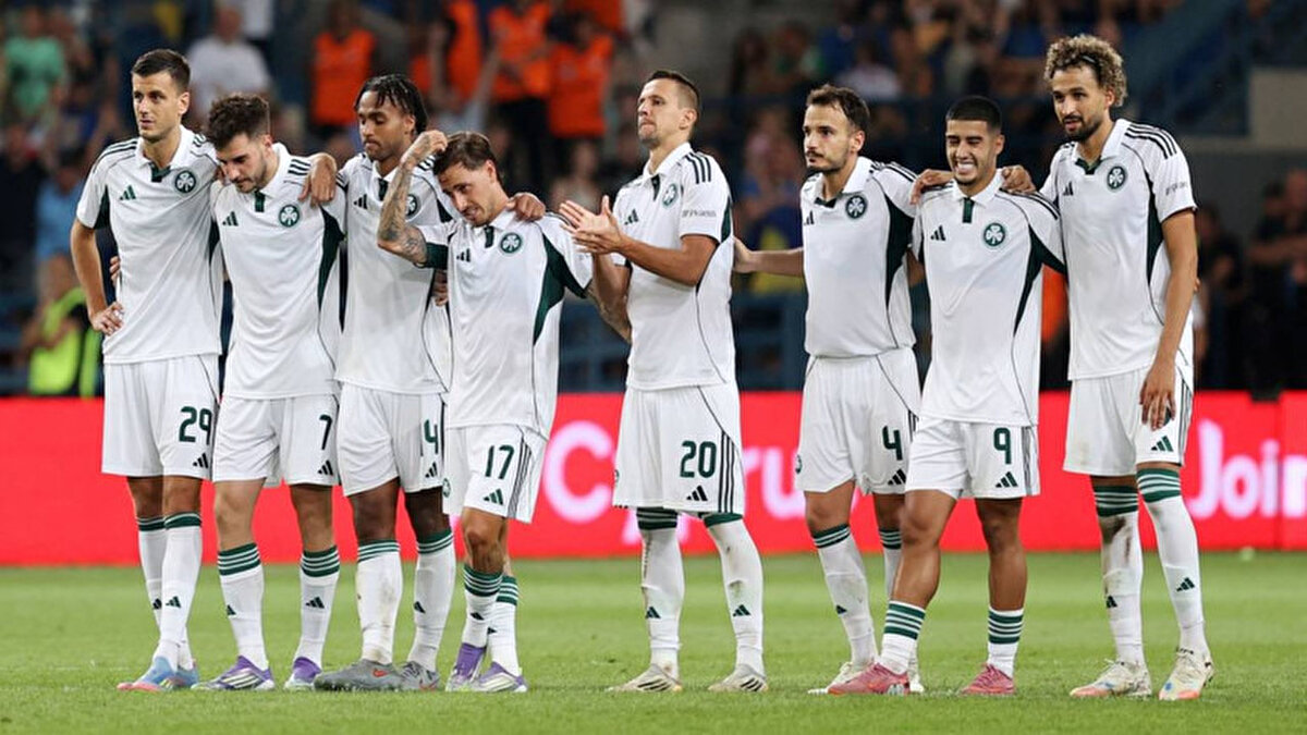 Maç hangi kanalda yayınlanacak?<br> Panathinaikos – Samsunspor maçının yayın bilgileri henüz netleşmedi. Türkiye’deki yayın haklarıyla ilgili görüşmeler devam ediyor. Önümüzdeki günlerde hangi kanalın maçı ekranlara taşıyacağı açıklanacak. Taraftarlar şifresiz ya da şifreli yayın konusunda son gelişmeleri yakından takip etmeli.