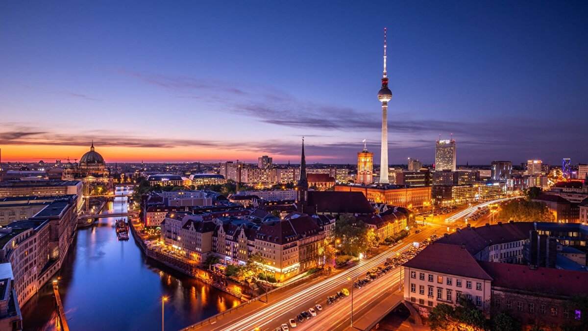 Almanya, Berlin: 524 km