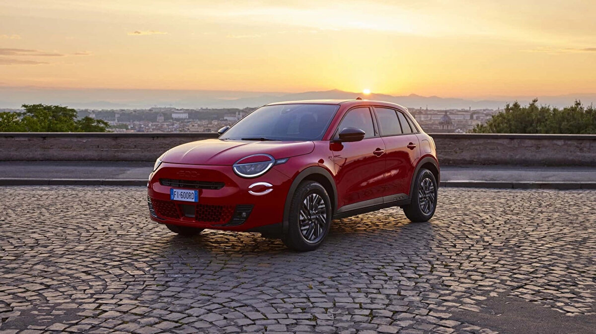 <br><br>10- FIAT 600e<br><br>Ağustos 2025 satış fiyatı: 1.919.043 TL<br>