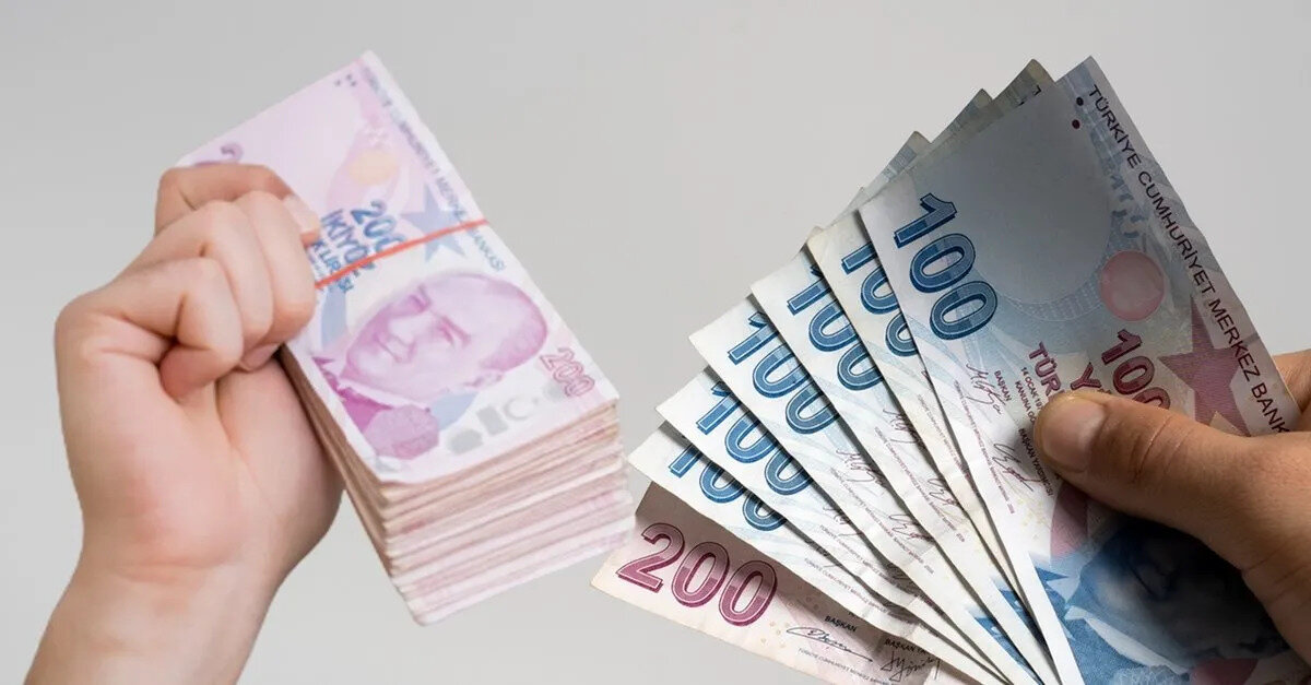 Her yıl uygulanan zamlar, enflasyon oranları ve artışlar, memurların gelirlerini doğrudan etkiledi. İşte son 10 yılın net ve brüt maaş tablosu ile yıllık zam oranları.