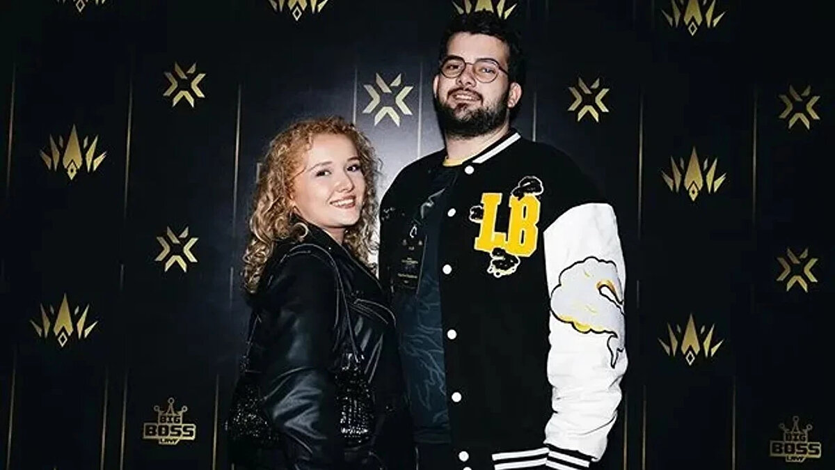  Buradaki işlemlerin ardından memleketi Mersin’e defnedilmek üzere ailesi tarafından götürüldü.