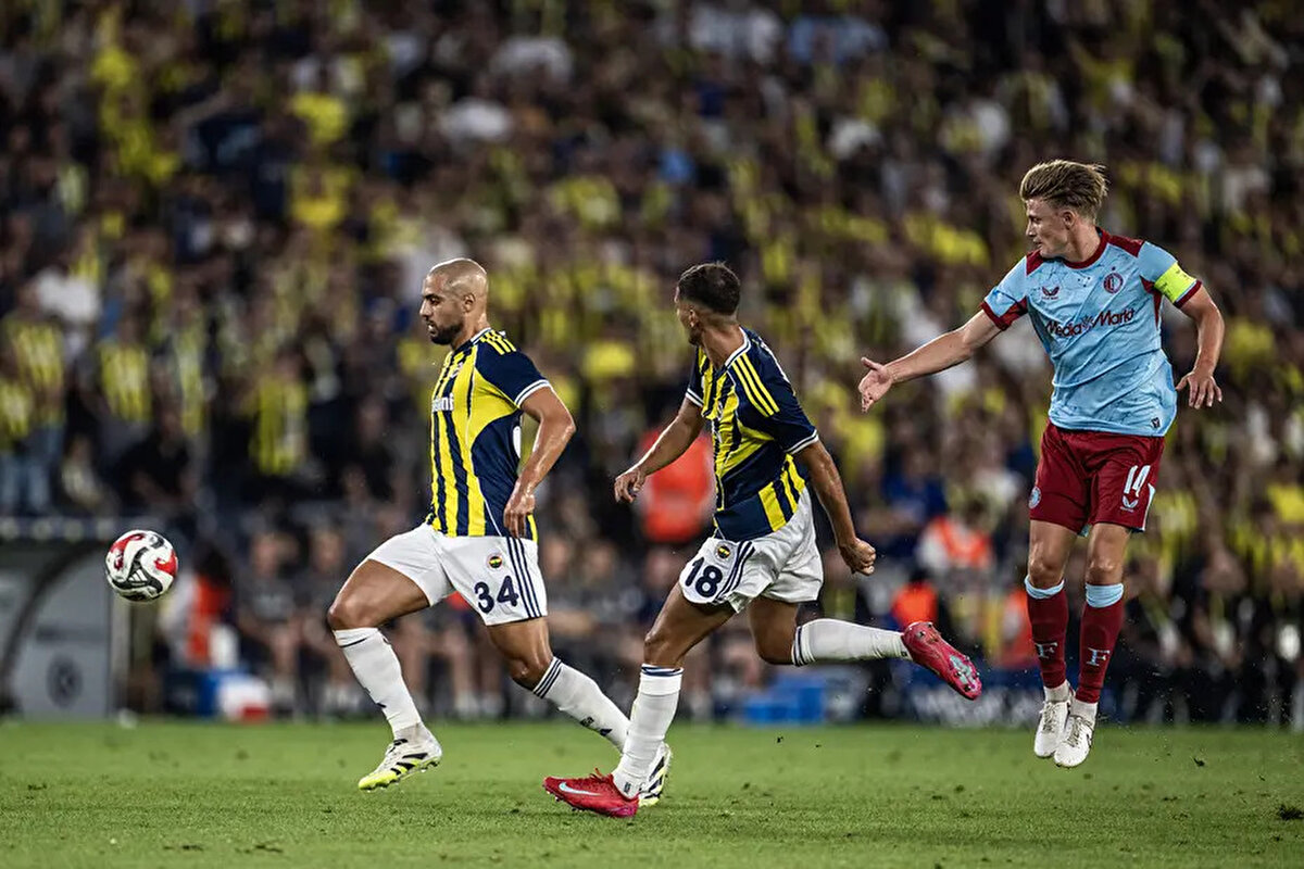 Benfica, Fransa temsilcisi Nice ile oynadığı ilk maçta 2-0 üstünlük sağlamış ve sahasındaki mücadeleyi de Fredrik Aursnes ile Andreas Schjelderup’un golleriyle 2-0 kazanarak play-off turuna adını yazdırmıştı.