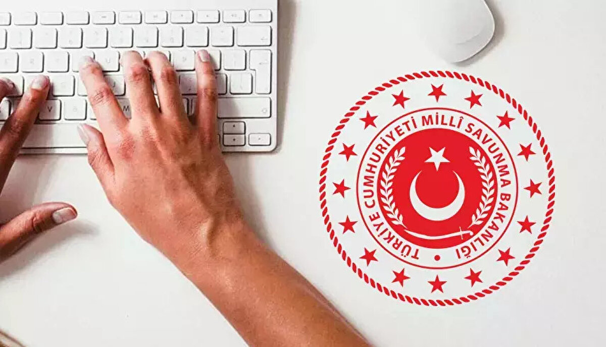 MSB kura çekimi ne zaman yapıldı?<br><br>MSB’ye bağlı iş yerlerinde istihdam edilecek 3 bin 97 sürekli işçi alımı için başvurular, Türkiye İş Kurumu’nun (İŞKUR) resmi internet sitesi üzerinden 25-29 Temmuz 2025 tarihleri arasında alınmıştı. Başvuruların tamamlanmasının ardından, "Kamu Kurum ve Kuruluşlarında İşçi Alınmasında Uygulanacak Usul ve Esaslar Hakkında Yönetmelik" doğrultusunda 14 Ağustos 2025 tarihinde noter huzurunda kura çekimi gerçekleştirildi.<br>Kura sonucunda, her kadro için açık iş gücü miktarının 4 katı kadar asil ve 4 katı kadar yedek aday belirlendi.