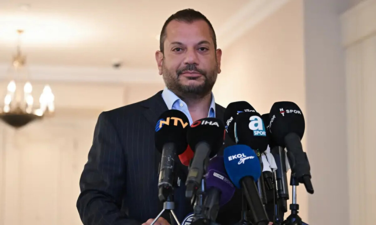 Doğan açıklamasında, "Çoğunluğun bu konuda beklentisi vardı. Bir görüş belirtmiştik federasyona ama net bir cevap gelmedi, bekliyoruz. Zaten olacaksa bu hafta ya da önümüzdeki hafta olması lazım. Federasyonunu görüşünü bekliyoruz." ifadelerini kullanmıştı.<br>