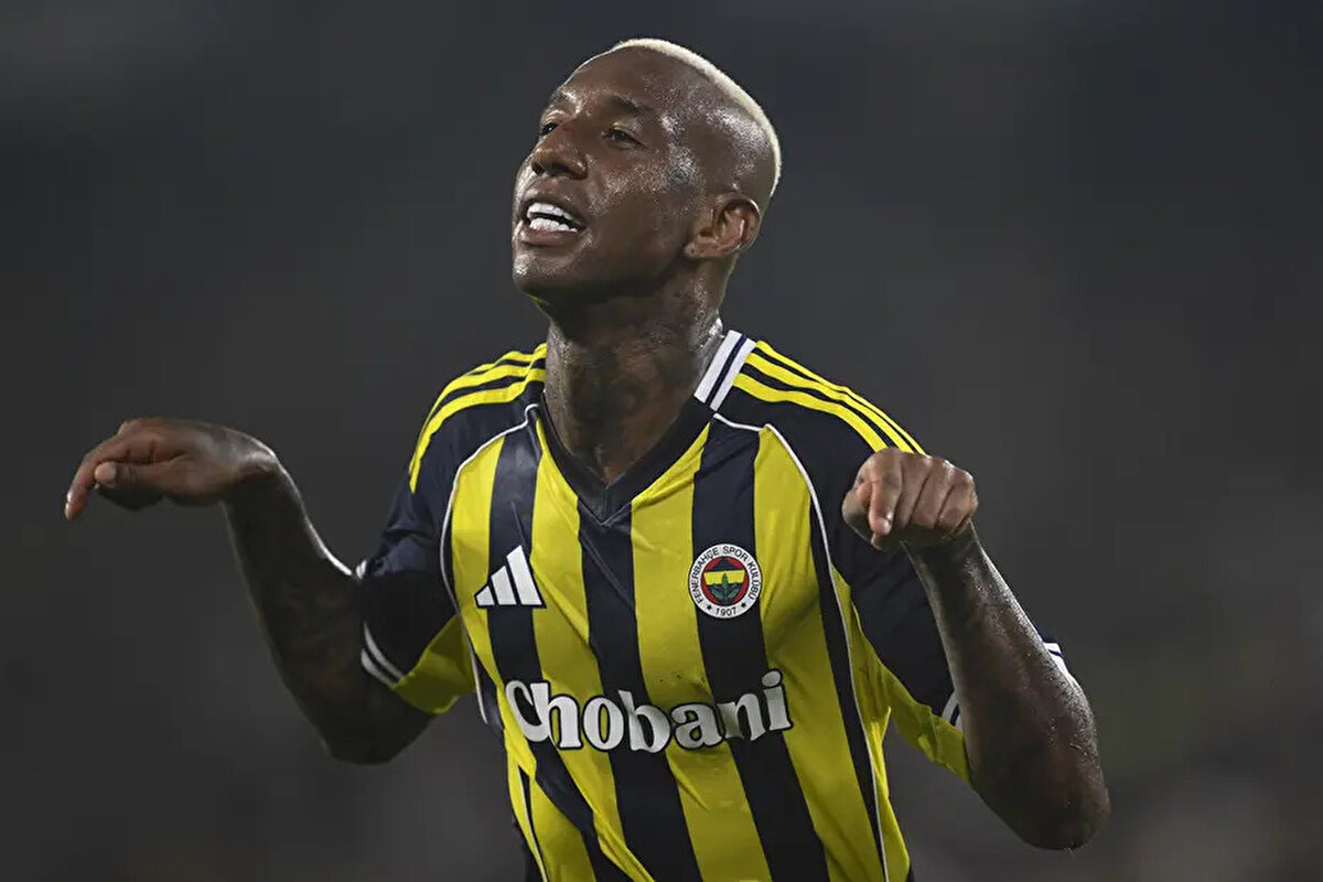 Fenerbahçe'nin geçen sezonun ara transfer döneminde kadrosuna kattığı Anderson Talisca, TNT Sports'a konuştu.<br>