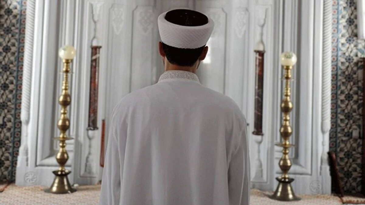 Vaiz (Derece 14)<br><br>%24: 71 809 TL<br><br>%27: 73 548 TL<br><br>%30: 75 286 TL