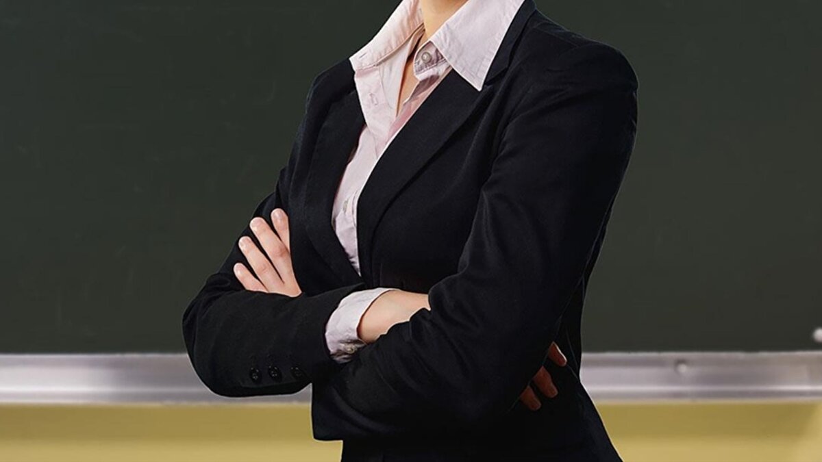 Profesör (Derece 14)<br><br>%24: 125 099 TL<br><br>%27: 128 128 TL<br><br>%30: 131 156 TL