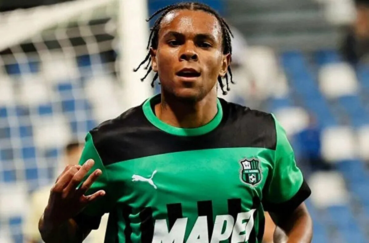 Dış basında Sassuolo'nun 20 milyon euro bonservis talebine Beşiktaş'ın 17 milyon euro ile karşılık verdiği belirtildi.