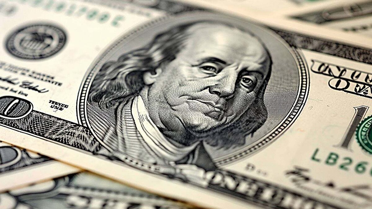 TL/Danimarka Kronu'nun spot 0.16'dan oniki ayda 0.13'e, TL/İsveç Kronu'nun spot 0.23'ten 0.19'a ve TL/Norveç Kronu'nun spot 0.25'ten 0.21'e gerileyeceği tahmin ediliyor.