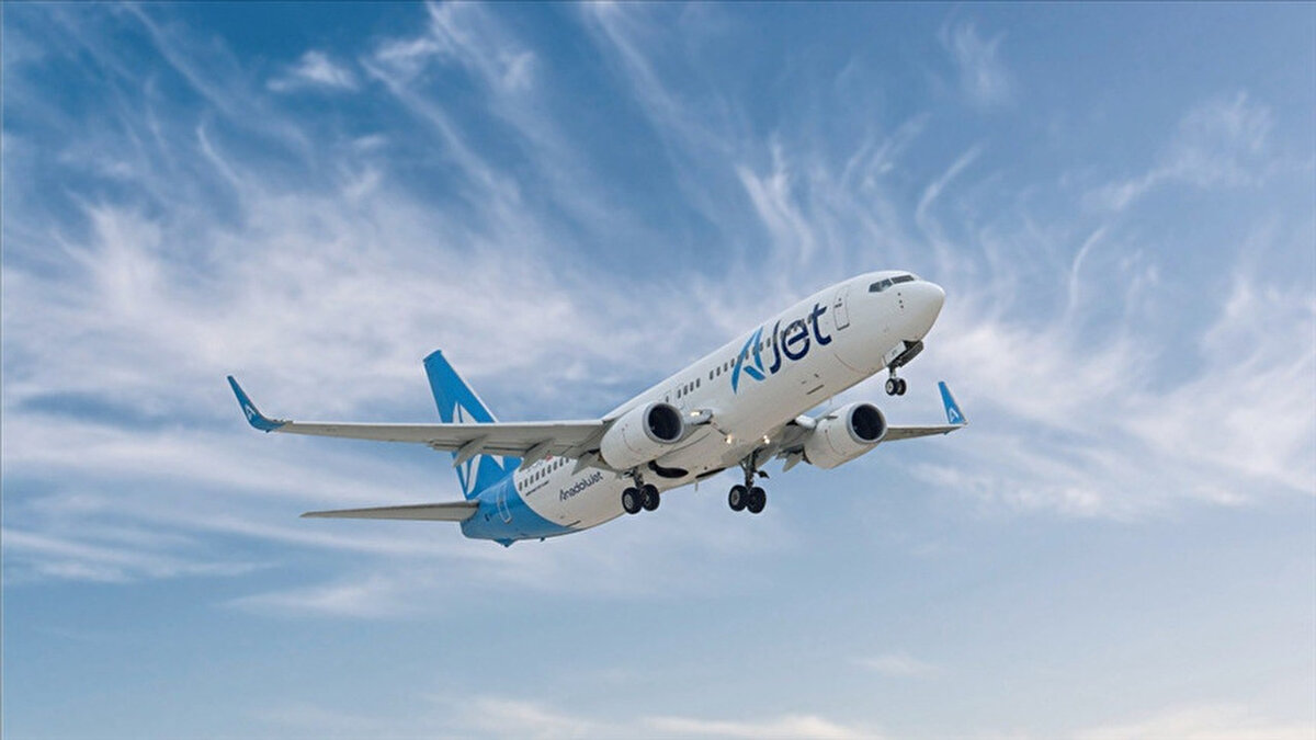 Bagaj Hakları ve Ek Ücretler<br><br>Kampanyalı biletlerde yolculara 8 kilogram ücretsiz kabin bagajı hakkı tanınıyor. Bunun yanı sıra:<br>* 10 kg’ye kadar ek uçak altı bagaj ücreti: 5 euro<br>* 11-20 kg arası ek uçak altı bagaj ücreti: 9 euro<br>şeklinde belirlendi.