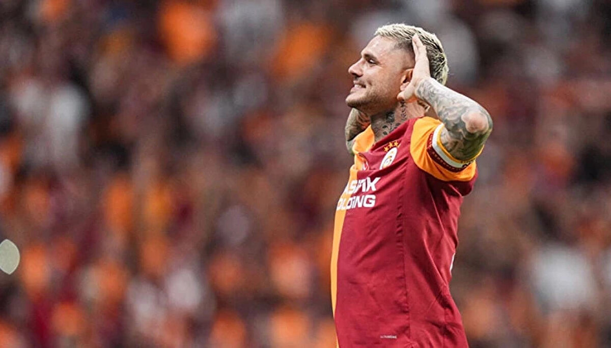 Galatasaray'ın 32 yaşındaki santrforu, bu sefer saha dışında karıştığı bir olayla anılıyor.