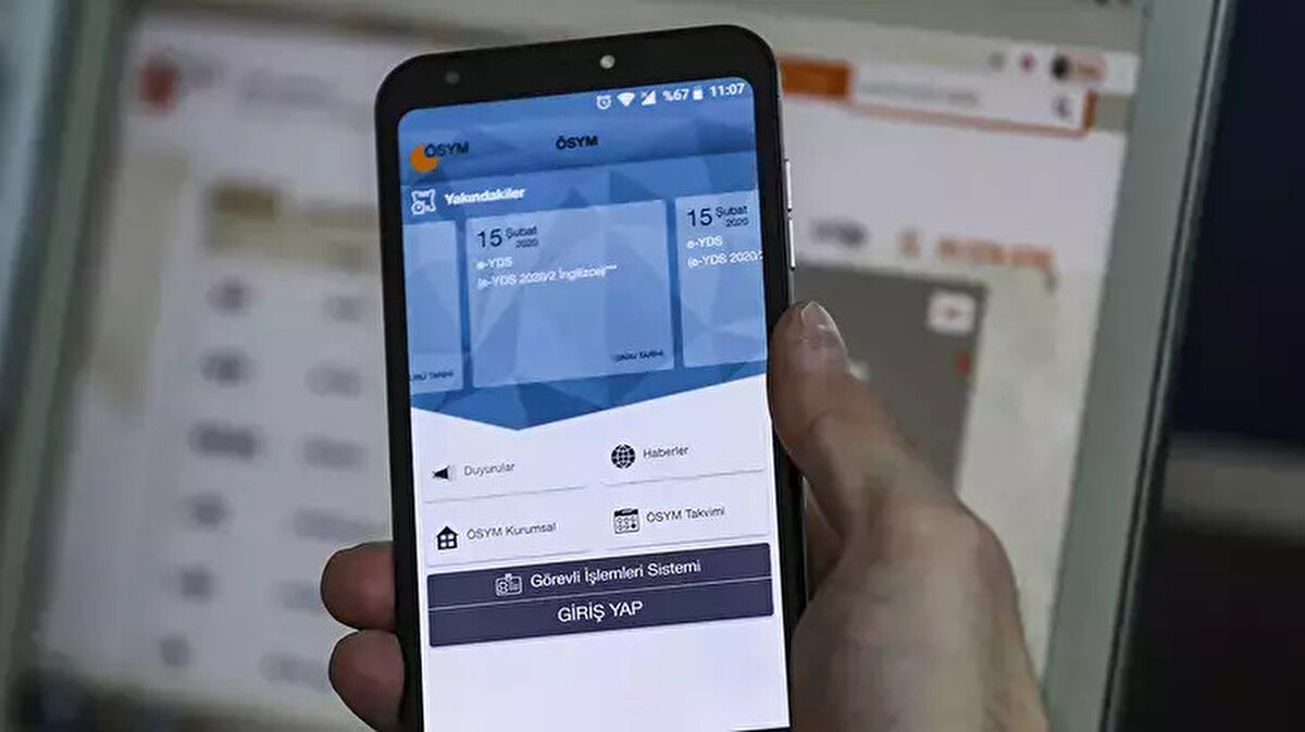DGS tercihleri 2025 ne zaman başlayacak?<br><br>ÖSYM, 2025 DGS tercih tarihlerini henüz açıklamadı. Ancak geçmiş yılların tercih takvimine bakıldığında sürecin sonuçların açıklanmasından yaklaşık 10 gün sonra başladığı görülüyor. Buna göre DGS tercih işlemlerinin Ağustos ayının son haftasında başlaması bekleniyor.