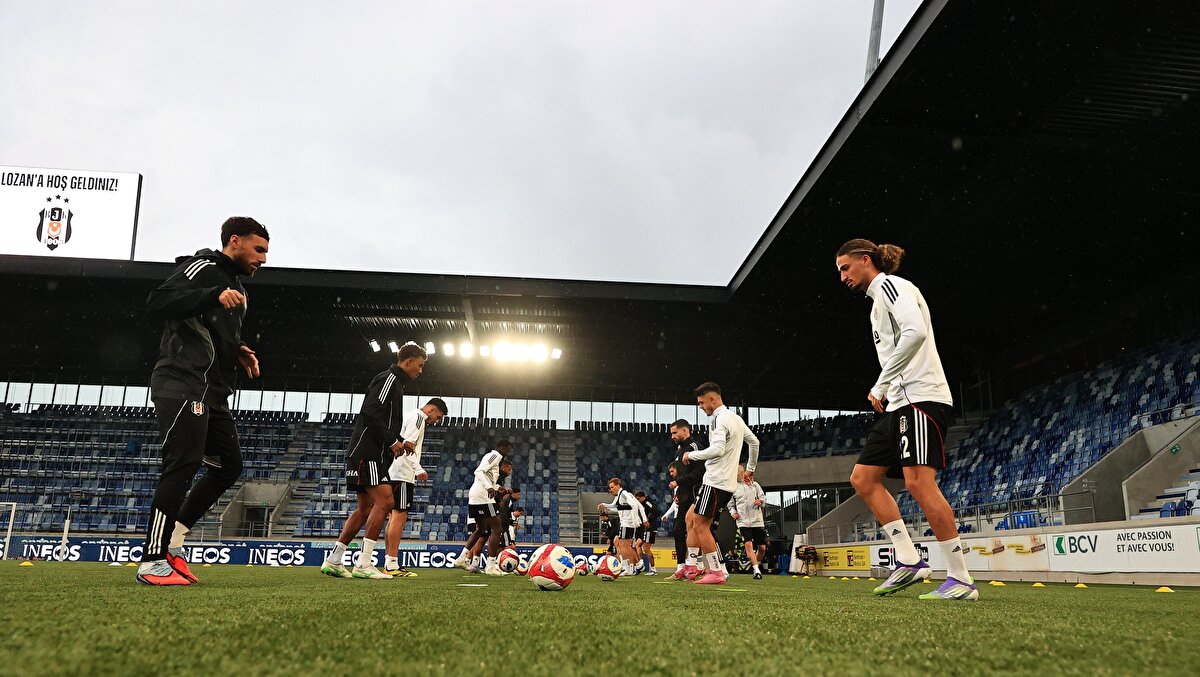 Lausanne - Beşiktaş maçı 21 Ağustos Perşembe TSİ 21.15'te başlayacak. Stade de la Tuiliere'de oynanacak olan mücadele S Sport Plus ekranından yayınlanacak. Lausanne-Sport Beşiktaş maçını Norveç Futbol Federasyonu'ndan hakem Sigurd Kringstad düdük çalacak.